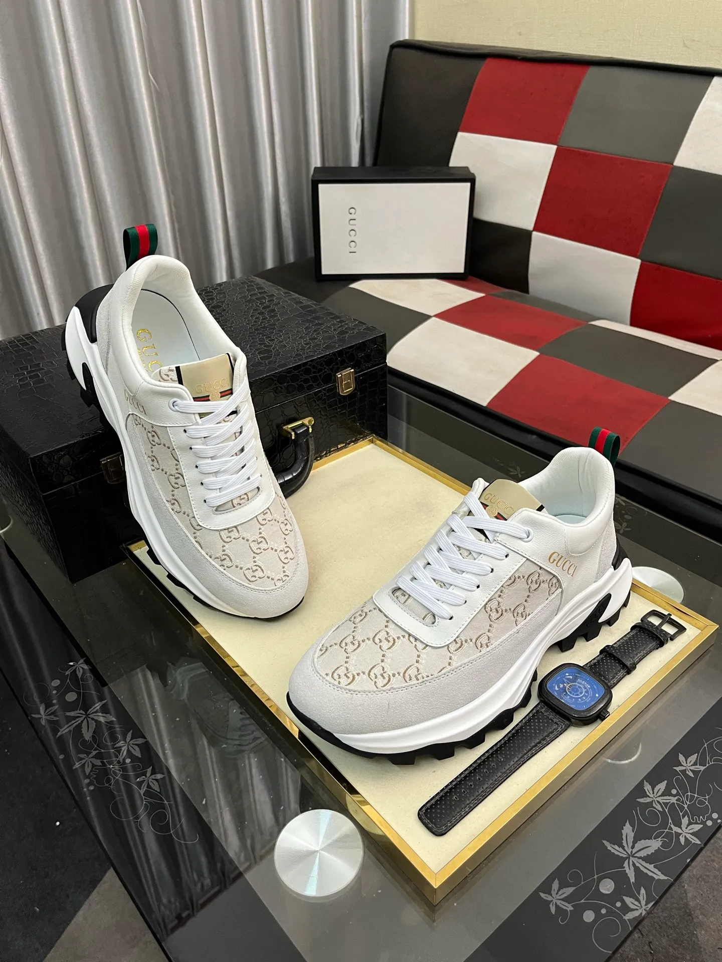 Men's Men's Shoes💰458⌚️⌚️[GUCCI] Gucci men's casual shoes are absolutely popular🔥The ultimate matching item for trendy men! The charm of super texture is irresistible, the main recommendation, the flower leather color is bright! The upper is made of high-quality brand printed fabric with cowhide, breathable leather lining and wear-resistant rubber sole, noble and elegant! Extremely comfortable🎁🎁You can be as handsome as you want💪 38-444⃣️colors available